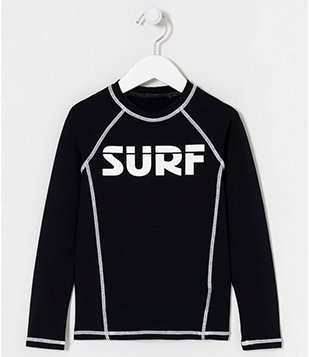 CAMISETA INFANTIL COM PROTEÇÃO UV E ESTAMPA SURF - TAM 5 A 14 