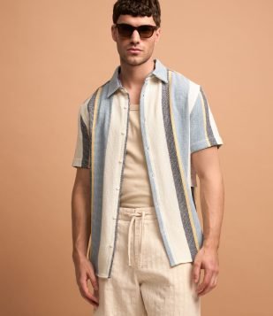 Camisa Manga Curta Texturizada com Estampa Listras Azul