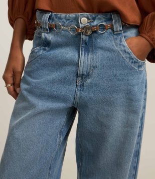 Cinto Estreito em Metal com Medalhas e Discos Prata