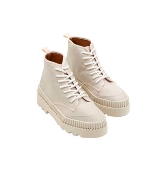 Tênis Abotinado com Sola Larga Tratorada Off White