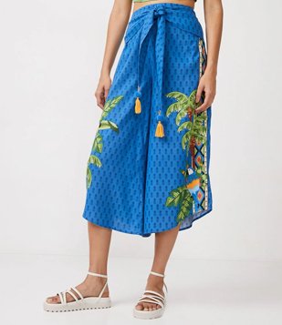 Calça Pantacourt em Linho com Amarração e Estampa Araras e Coqueiros Azul