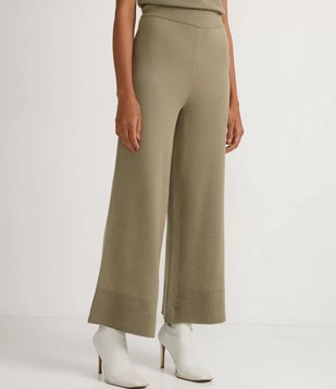 Calça Pantacourt em Tricô com Cós e Barra Pespontados Marrom