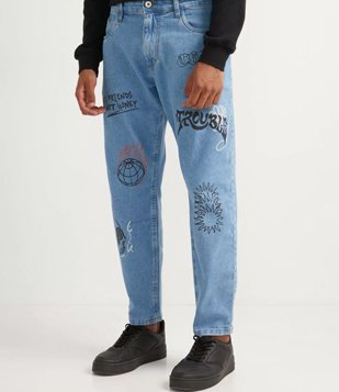 Calça Slim Standart em Jeans com Estamparia Silk Estilo Grafite Azul