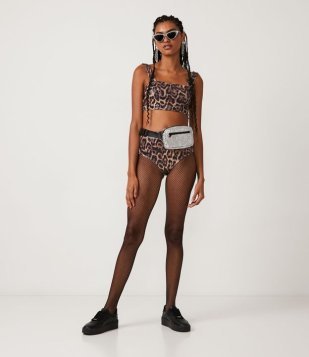 Short Hotpants Com Estampa Animal Print Onça Bege