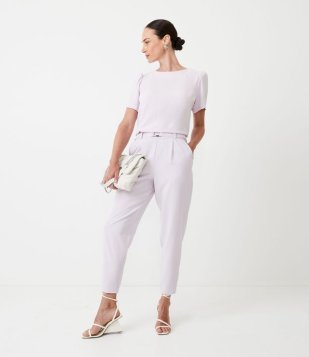 Calça Cenoura Com Cinto E Fivela Lilás