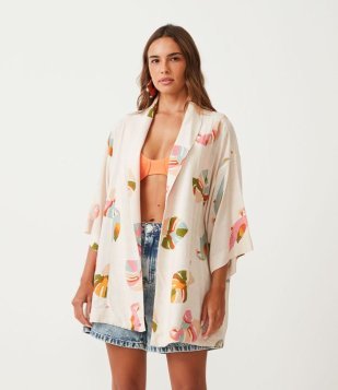 Kimono Em Viscose Com Manga Ampla E Estampa Araras E Folhas Bege