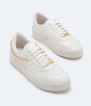 Tênis Caixa Alta com Correntinha Branco 