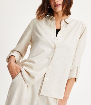 Camisa Básica Em Viscolinho Com Detalhe Na Manga Bege