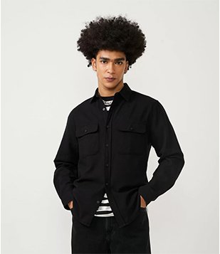 Camisa Manga Longa em Algodão com Bolsos Preto
