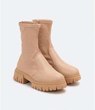 Bota Tratorada Com Cano Médio Ajustado Bege