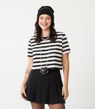 Blusa Cropped Em Algodão Listrado Com Manga Curta Preto E Branco
