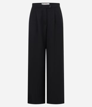 Calça Wide Leg em Alfaiataria com Fechamento Deslocado Preto