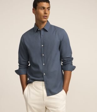 Camisa Comfort Básica em Linho e Algodão Azul