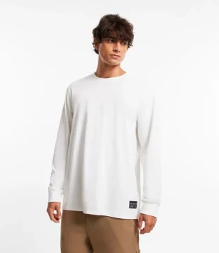 Camiseta Básica E Meia Malha Com Punho Ajustados E Etiqueta Na Barra Branco