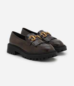 Sapato Loafer em PU com Franjas e Sola Tratorada Marrom Escuro