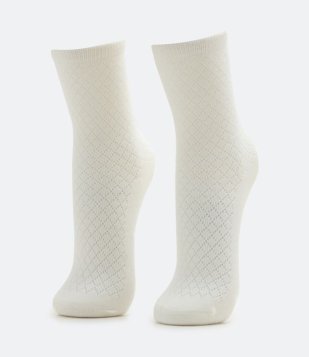 Meia Cano Alto Com Textura Diferenciada Off White