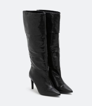 Bota Cano Alto Diferenciado Metalizado Com Bico E Salto Fino Preto