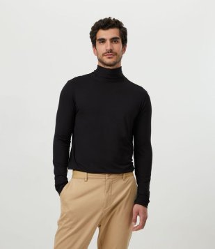 Camiseta Manga Longa Em Viscose Com Gola Alta Preto