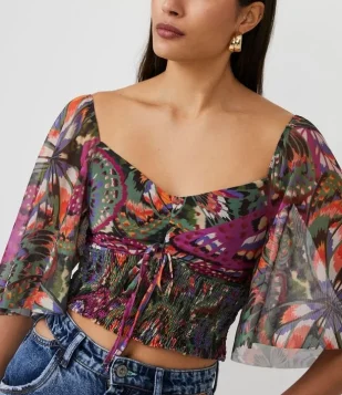 Blusa Cropped Em Tule Com Lastex Na Cintura E Estampa Natureza Verde/ Preto/ Roxo
