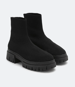 Bota Cano Médio Knit Com Solado Tratorado Preto