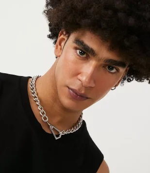 Corrente Em Metal Com Elos Grossos E Mosquetão Prata