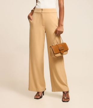 Calça Wide Leg Alfaiatada Cintura Alta com Botões Duplos Bege