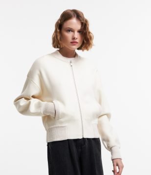 Casaco Bomber em Tricô com Bolsos Off White