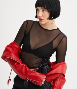 Blusa Cropped Em Tule Com Manga Longa E Ilhós Na Barra Preto