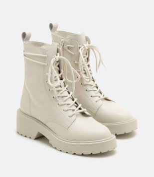 Bota Coturno Em Couro Com Salto Tratorado Bottero Bege