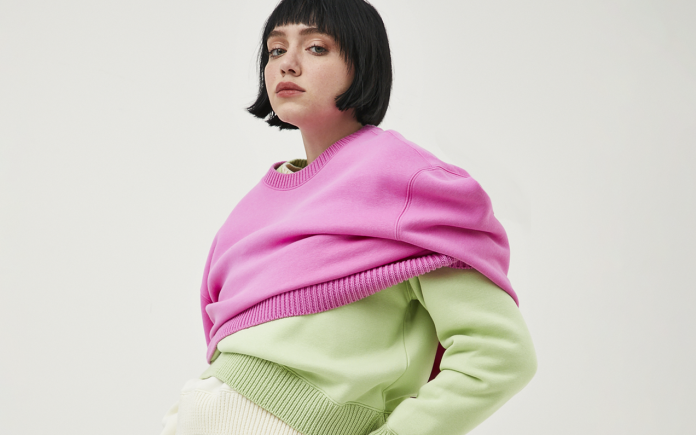 Combinações nada óbvias para você desvendar como usar moletom