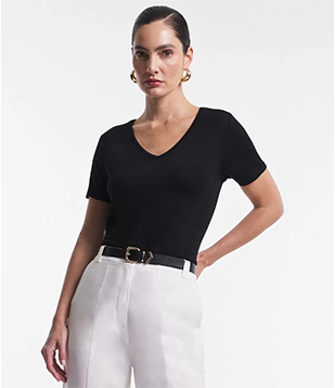 Blusa Básica Em Meia Malha Com Decote V Preto