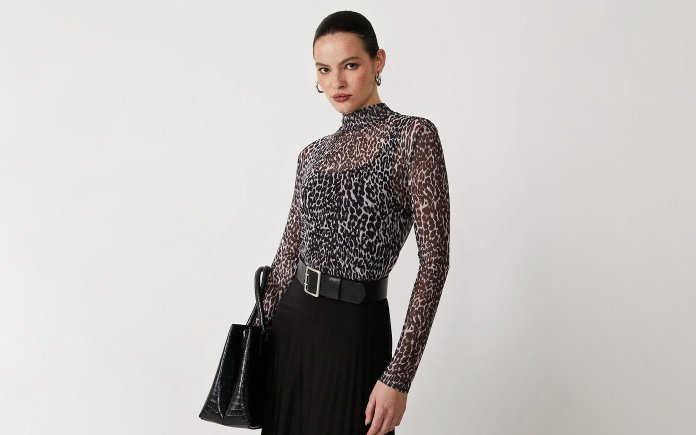 Roupas com transparência: tendência que está chegando com tudo