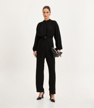 Macacão Longo Com Pregas E Amarração Na Cintura Preto