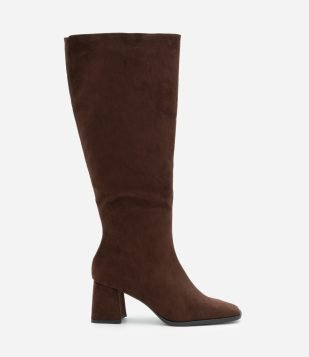 Bota Cano Longo em Suede com Bico Quadrado Marrom