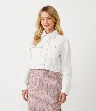 Jaqueta Cropped Em Jeans Com Bolsos E Barra A Fio Off White