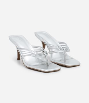 Sandália Mule Multi Tiras com Salto Fino Prata