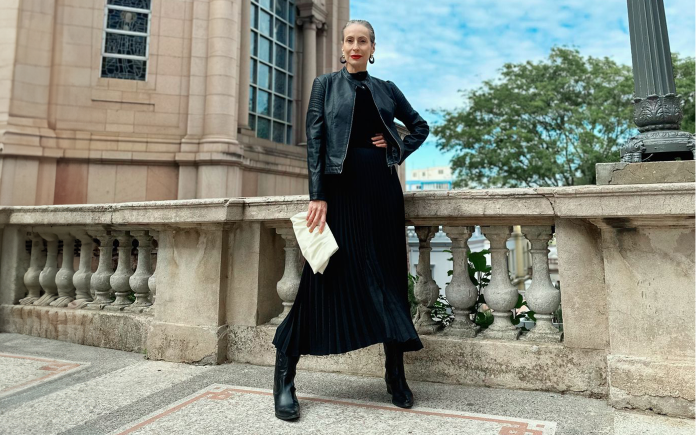 O comprimento midi está de volta! Contamos 4 dicas de como vestir a tendência