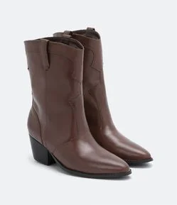 Bota Western Em Couro Com Cano Médio