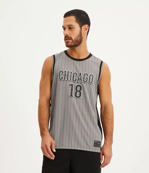 Regata Esportiva De Basquete Com Estampa Chicago 18 E Listras Cinza