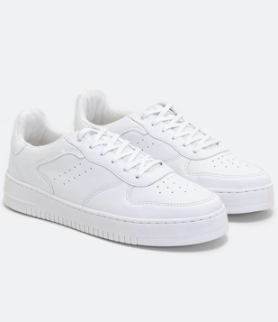 Tênis Street Cano Baixo Com Recortes Branco Neve