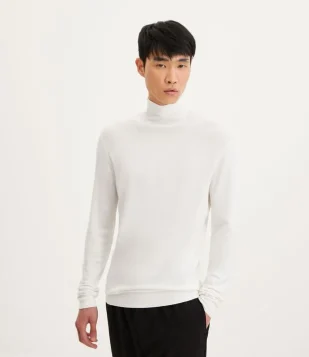 Suéter Slim em Tricô com Textura e Gola Alta Branco Neve 