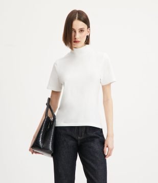 Blusa Básica em Algodão com Gola Alta Branco Neve