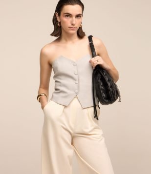 Blusa Tomara que Caia Alfaiatada com Abotoamento Cinza