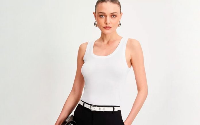 Regata branca: uma blusinha, infinitas possibilidades