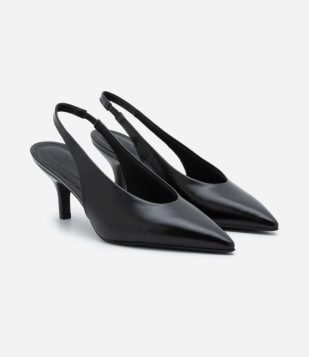 Sapato Scarpin Slingback com Cabedal em U Preto