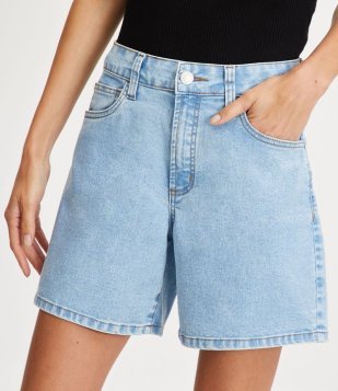 Short Jeans Clássico Com Cintura Média Azul