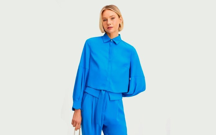 Azul vibrante: mergulhe na tendência dos tons aquáticos