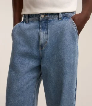 Calça Super Baggy em Jeans com Bolso Faca Frontal Azul Médio