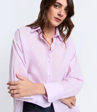 Camisa Oversized Manga Longa em Voal com Punho Largo Rosa Claro
