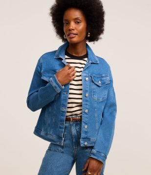 Jaqueta Trucker em Jeans com Bolsos Azul